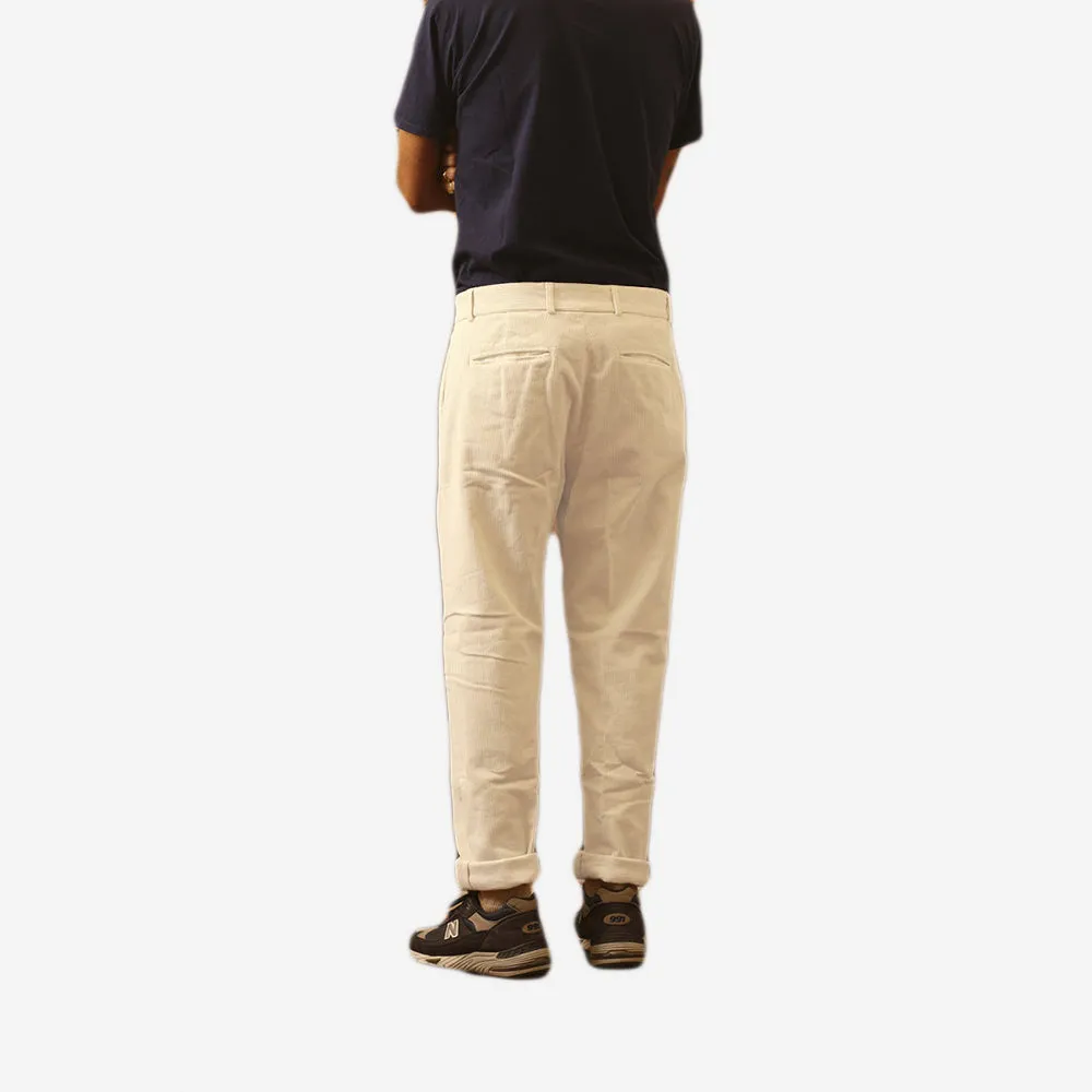 Bryan One Pleat Corduroy Chino - Off White