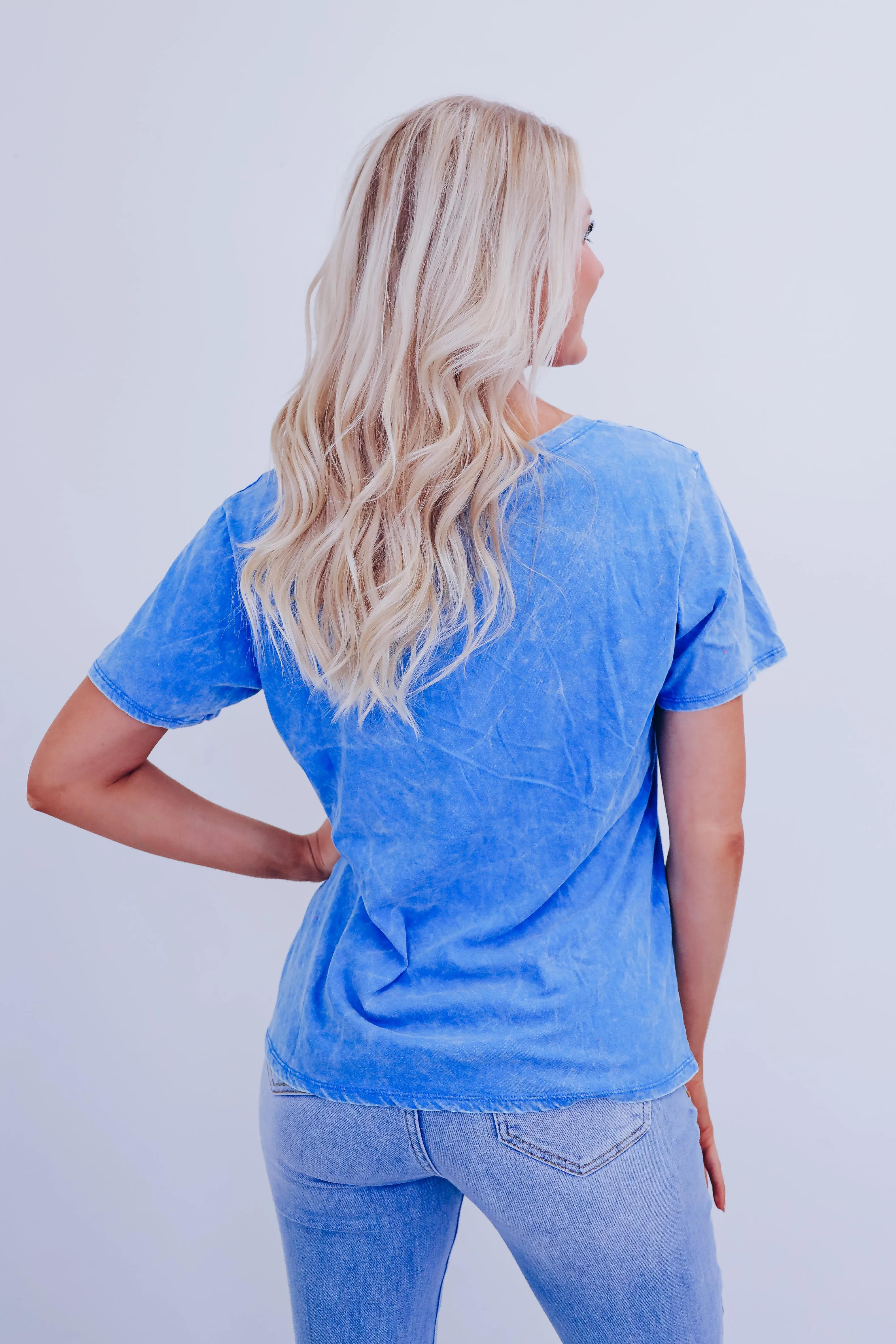 Evie V-neck Acid Washed Top - Blue