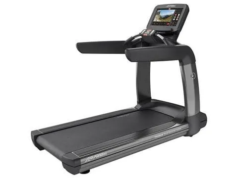 Life Fitness 95T Discover SE Treadmill