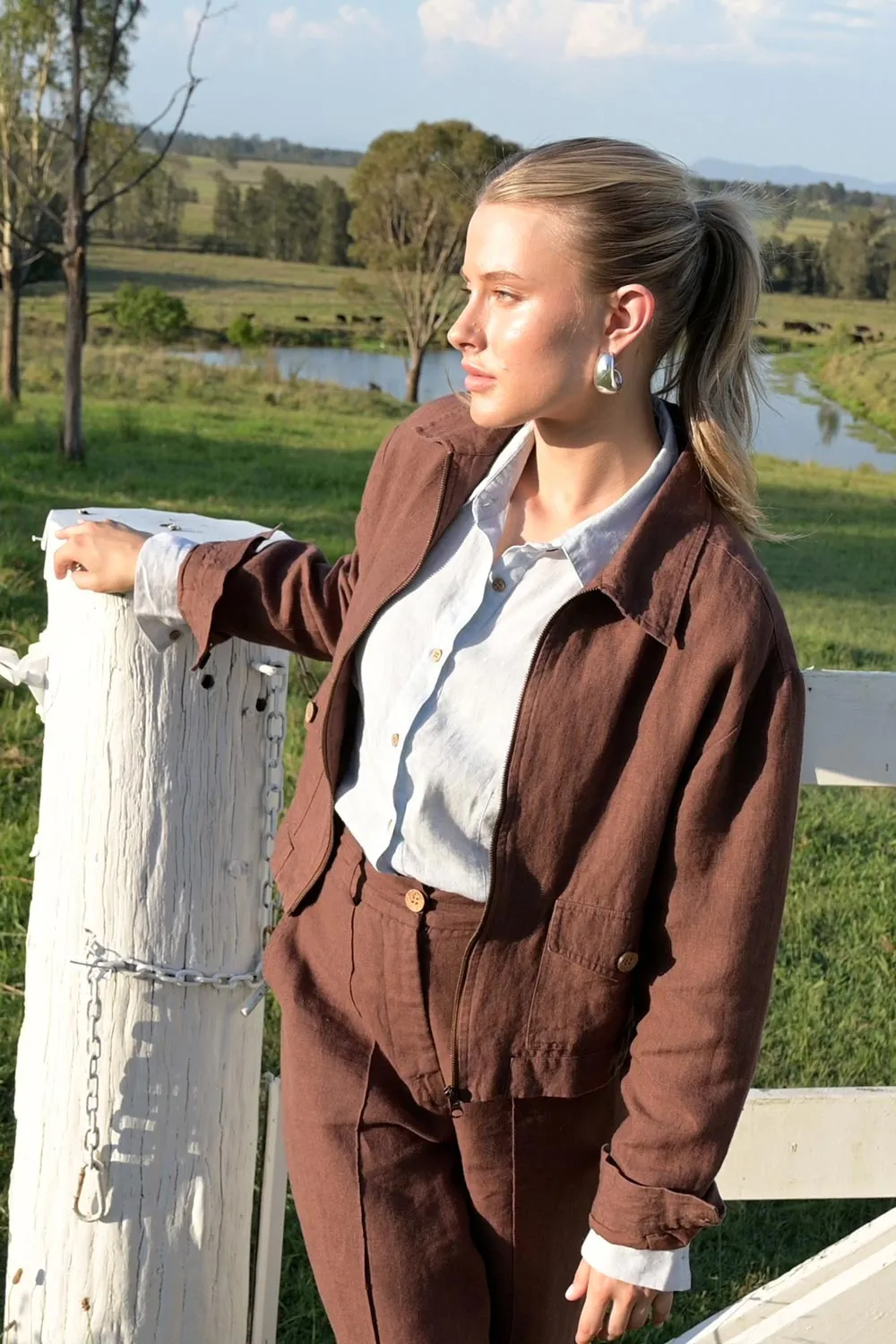 Lynlas Linen Jacket - Chocolate