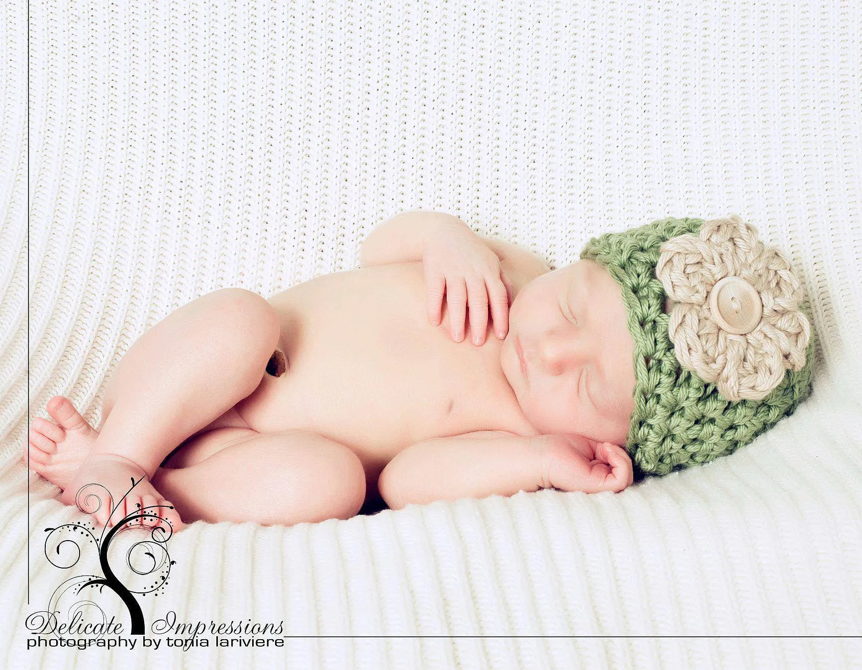 SET Vintage Cotton Baby Flower Hats Pink Sage Green Newborn Photography