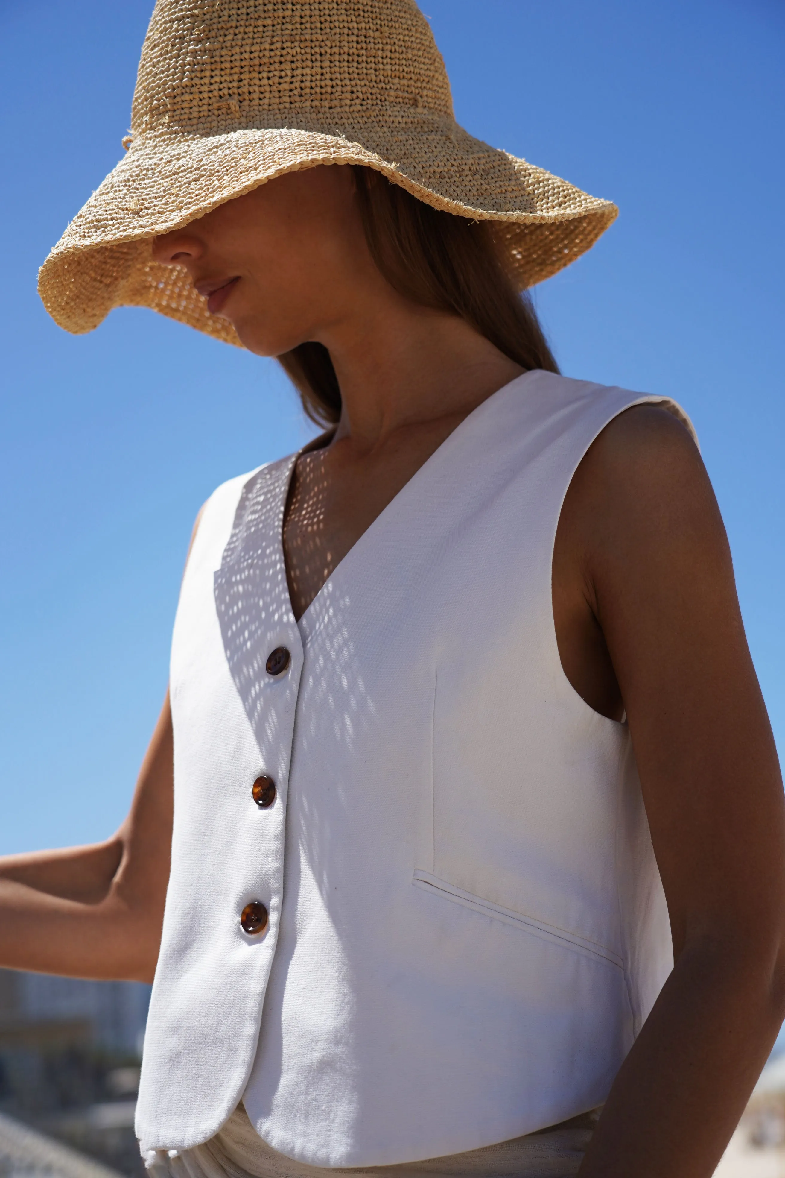 THE IVORY COTTON GILET