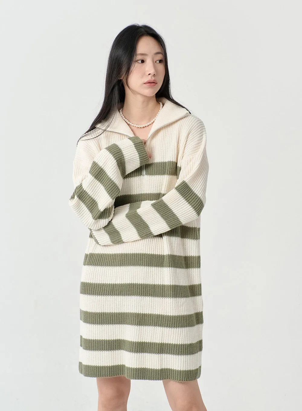 Two Tone Stripe Half Zip-Up Midi Knit Dress OS05