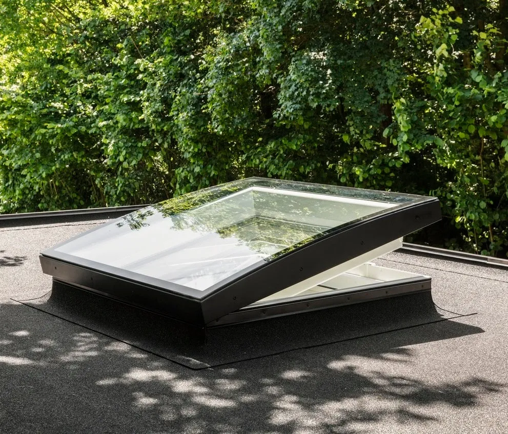 VELUX CVU 100100 1093 INTEGRA® Electric Curved Glass Rooflight Package 100 x 100 cm (Including CVU Triple Glazed Base & ISU Curved Glass Top Cover)