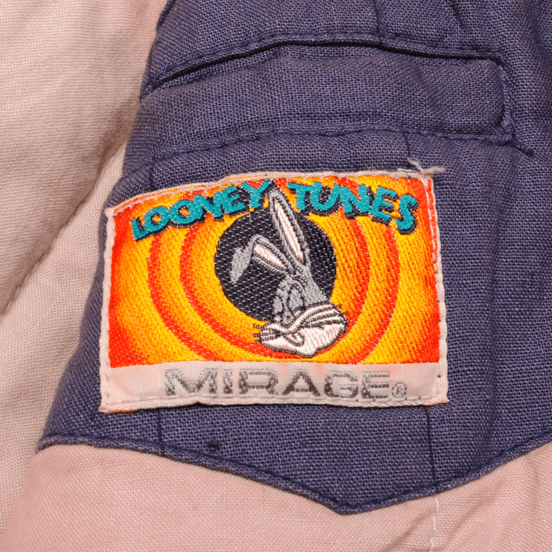 VINTAGE LOONEY TUNES BOMBER JACKET 1993 SIZE LARGE